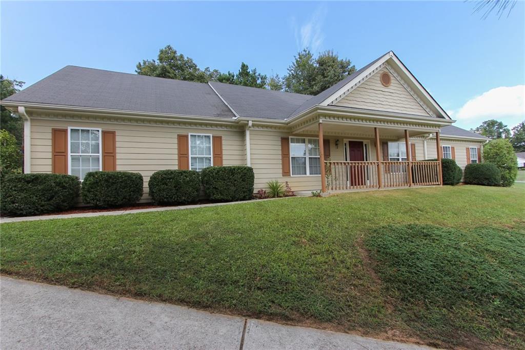 410 Sanford Creek Ln., Lawrenceville, GA 30045