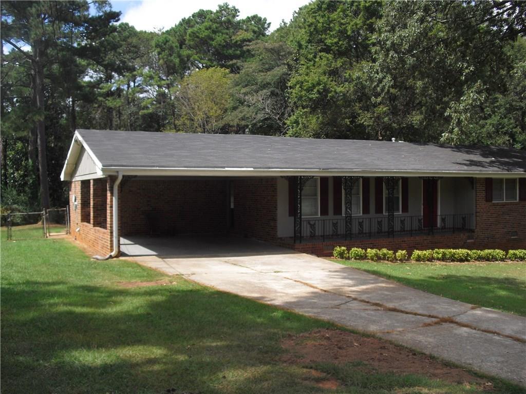 465 Navarre Dr., Stone Mountain, GA 30087