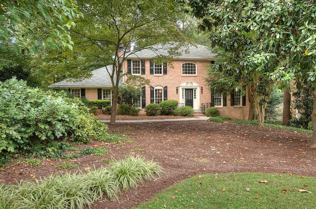 5491 Trowbridge Dr., Dunwoody, GA 30338