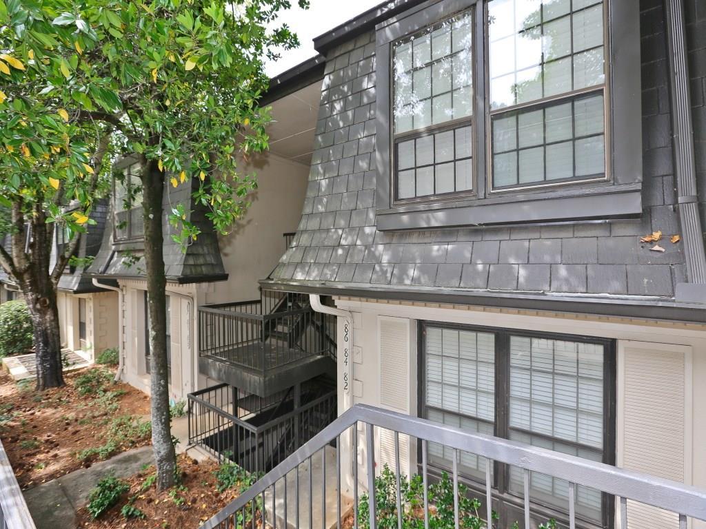 83 Larue Pl., Atlanta, GA 30327