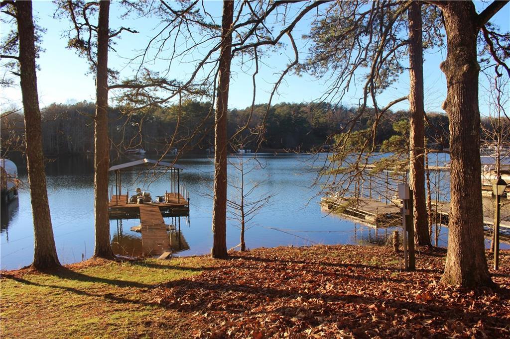 8465 Lynn Dr., Gainesville, GA 30506