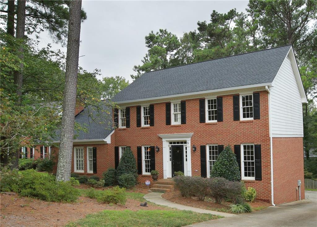 535 New Cherry Ln., Roswell, GA 30076