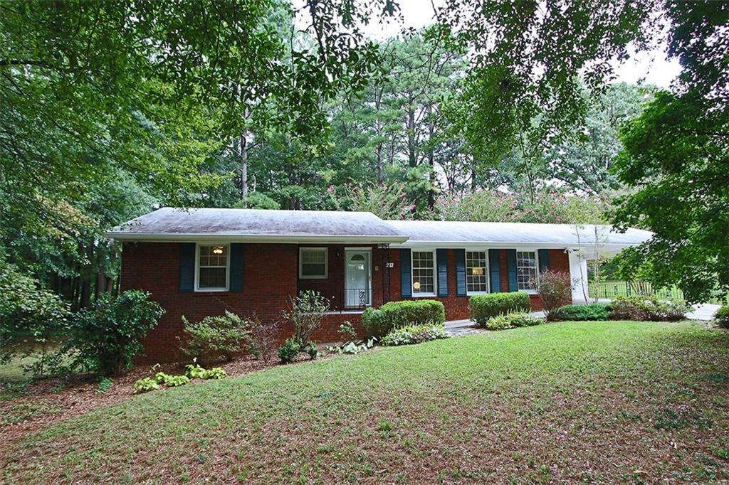 143 Pineland Dr., Smyrna, GA 30082