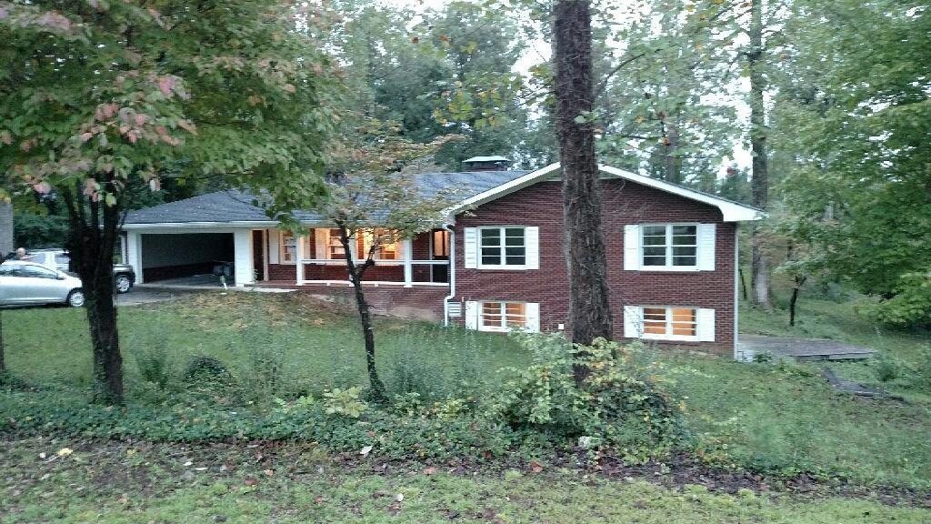 4525 Ben Hill Rd., College Park, GA 30349