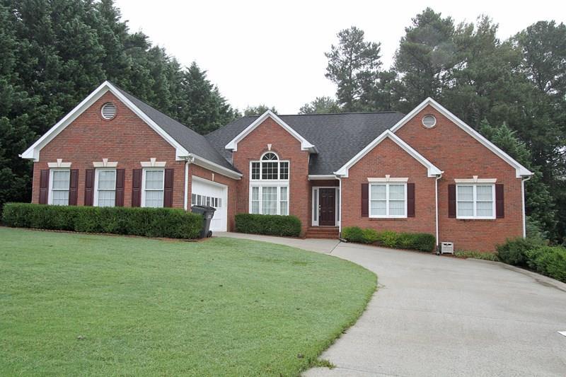 1989 Firelight Ln., Buford, GA 30519