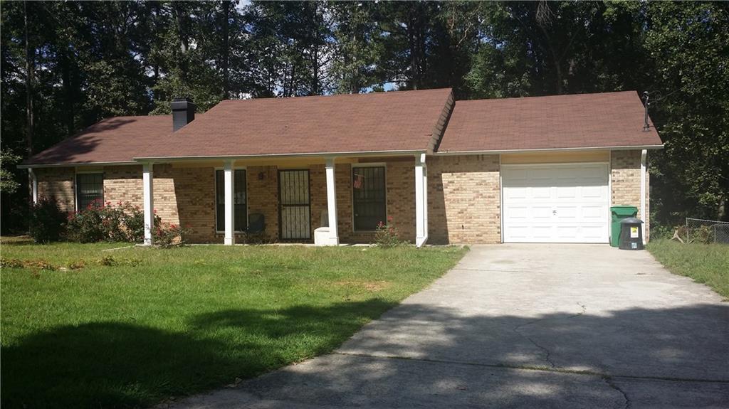 5350 Rocky Pine Dr., Lithonia, GA 30038