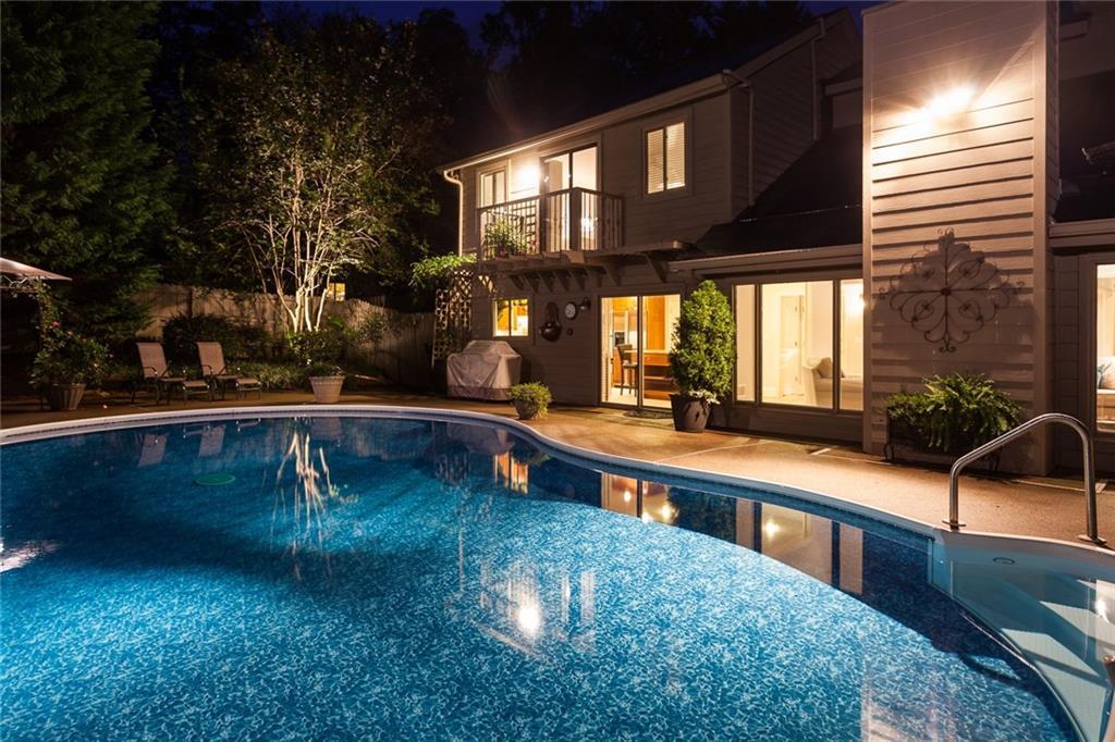 2261 Chimney Springs Dr., Marietta, GA 30062