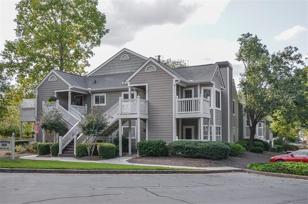 302 Mill Pond Rd., Roswell, GA 30076