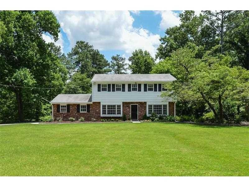 1621 Old Spring House Ln., Atlanta, GA 30338