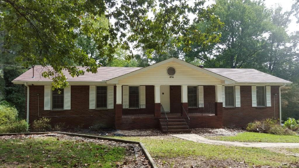 6136 Oakridge Dr., Morrow, GA 30260