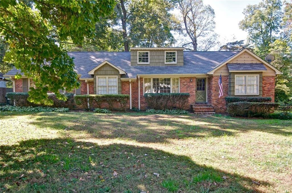 35 Pioneer Tr., Marietta, GA 30068