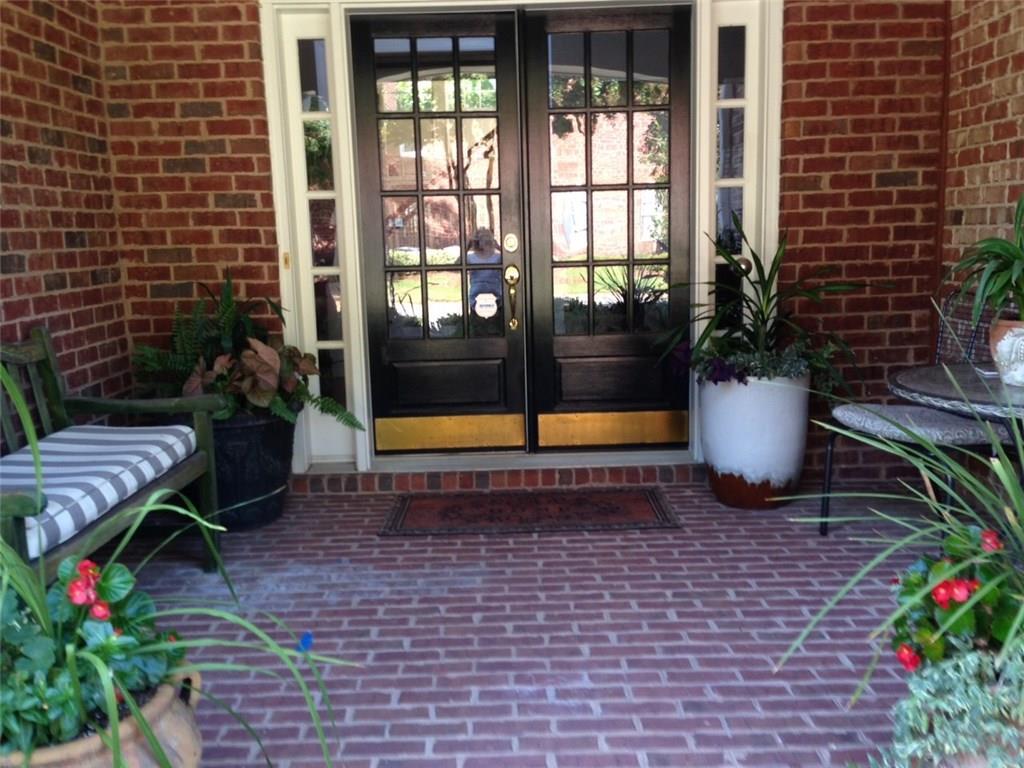 4905 Village Green Dr., Roswell, GA 30075