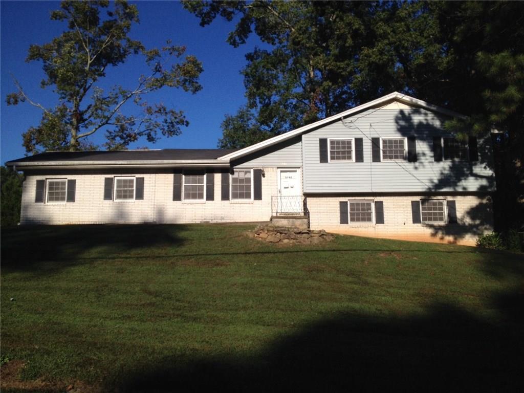 5741 Deerfield Tr., College Park, GA 30349