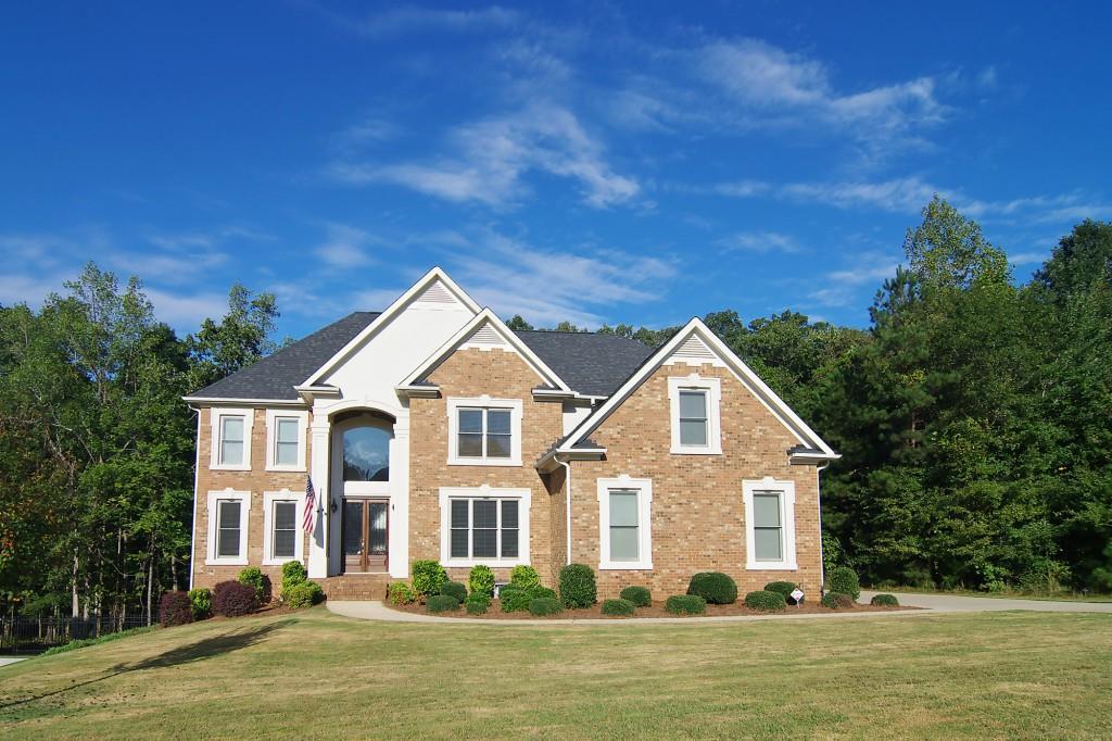 2713 Jacanar Ln., Atlanta, GA 30331