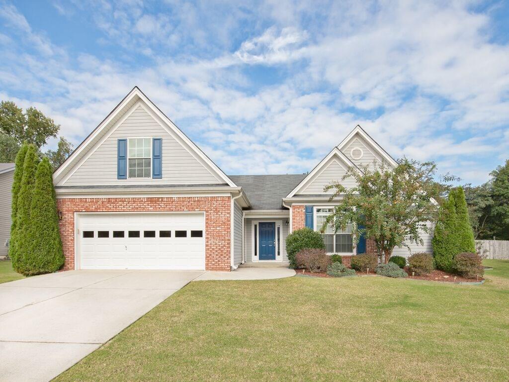 1905 Charleston Oak Cir., Lawrenceville, GA 30043