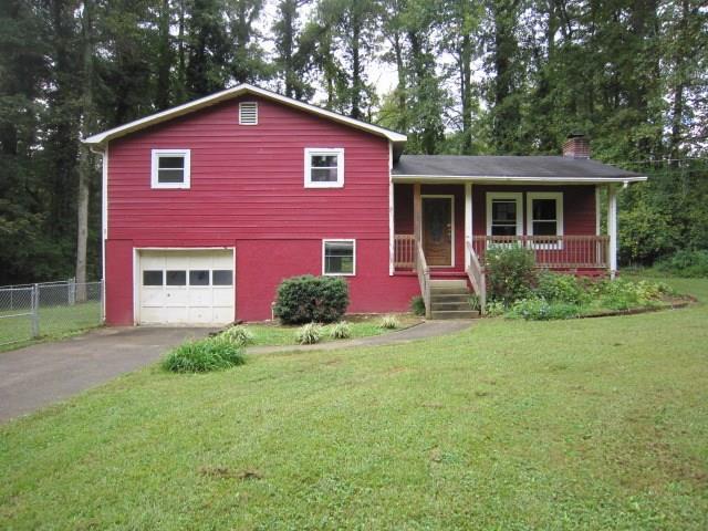 78 Allison Dr., Dallas, GA 30157