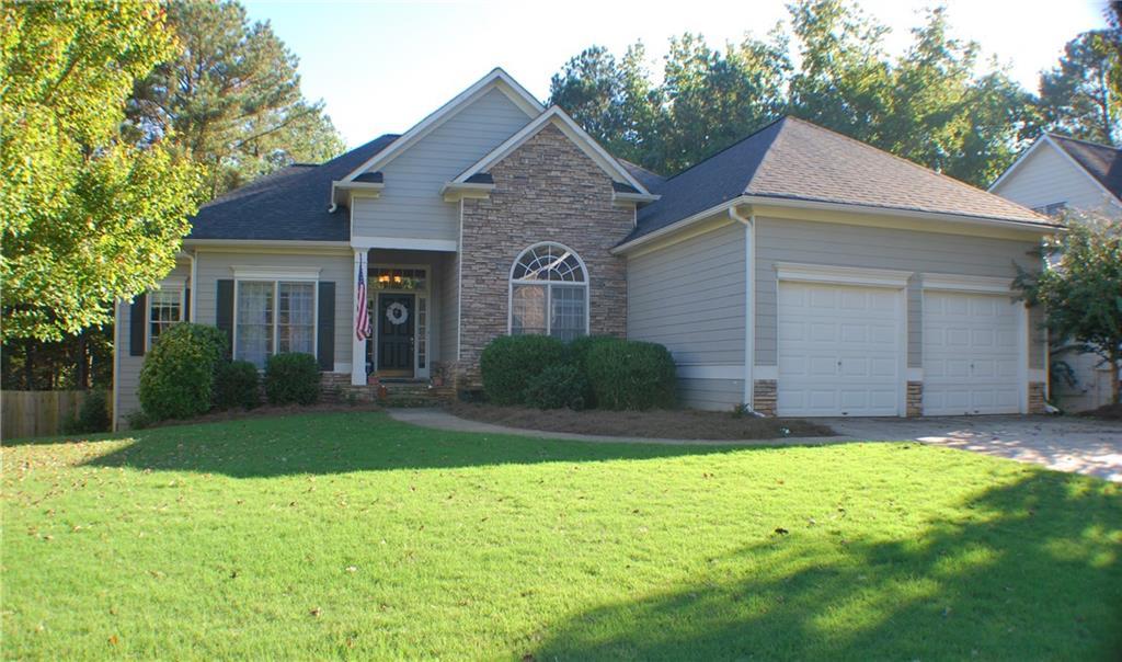 442 Valleyside Dr., Dallas, GA 30157