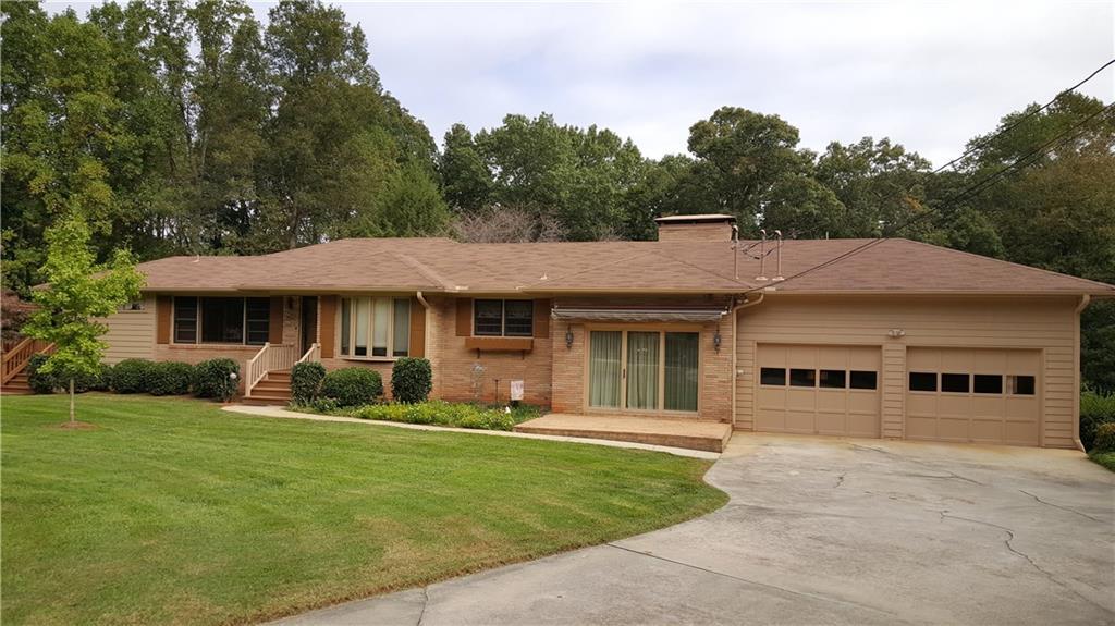 5669 Holiday Rd., Buford, GA 30518