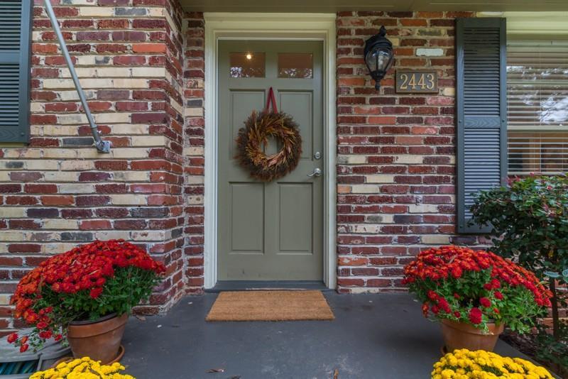 2443 Hunting Valley Dr., Decatur, GA 30033