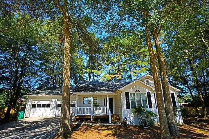 927 Century Oak Dr., Winder, GA 30680