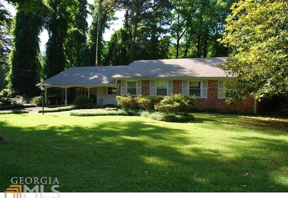 3723 Lakeview Dr., Tucker, GA 30084