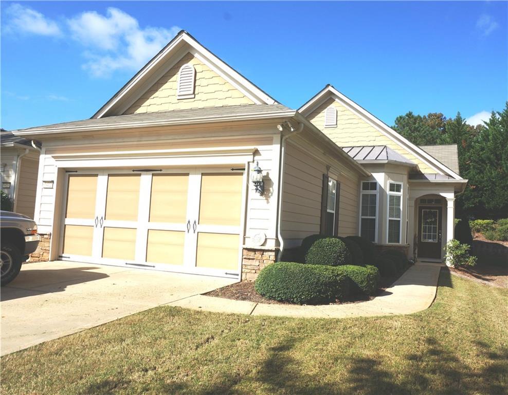 6412 Rockpoint Ln., Hoschton, GA 30548