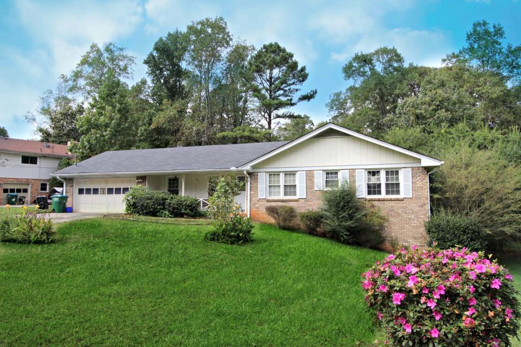 5255 Corinth Cir., Stone Mountain, GA 30087