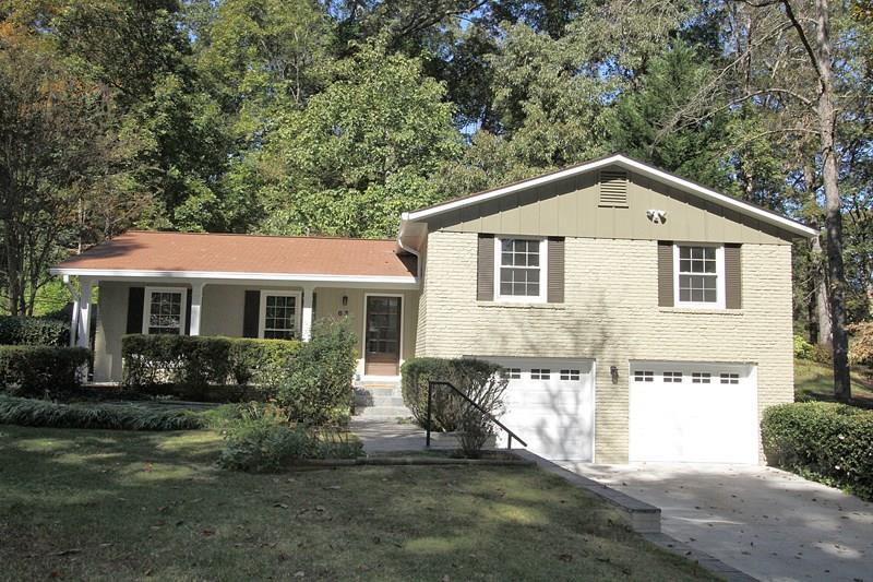 63 Old Farm Rd., Marietta, GA 30068