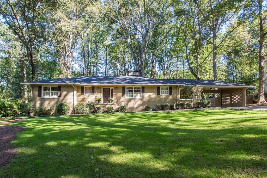 550 Valley Ln., Sandy Springs, GA 30328