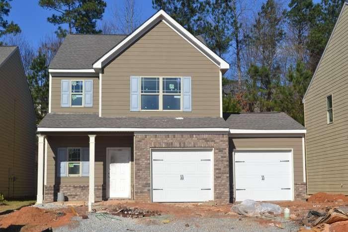 264 Stillwood Dr., Newnan, GA 30265
