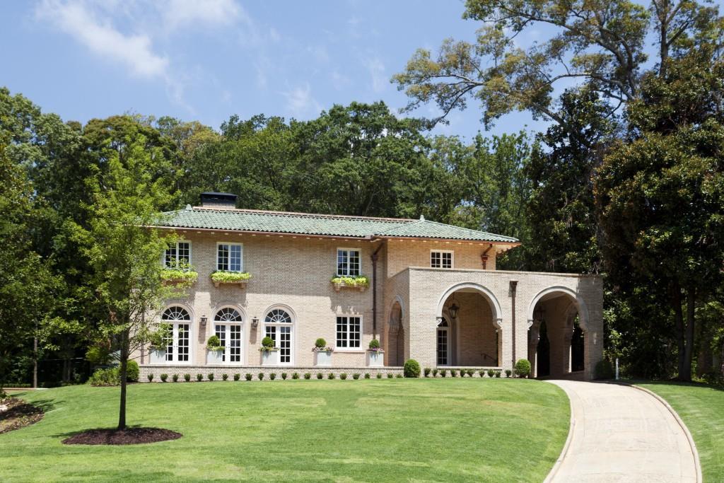 916 Springdale Rd., Atlanta, GA 30306