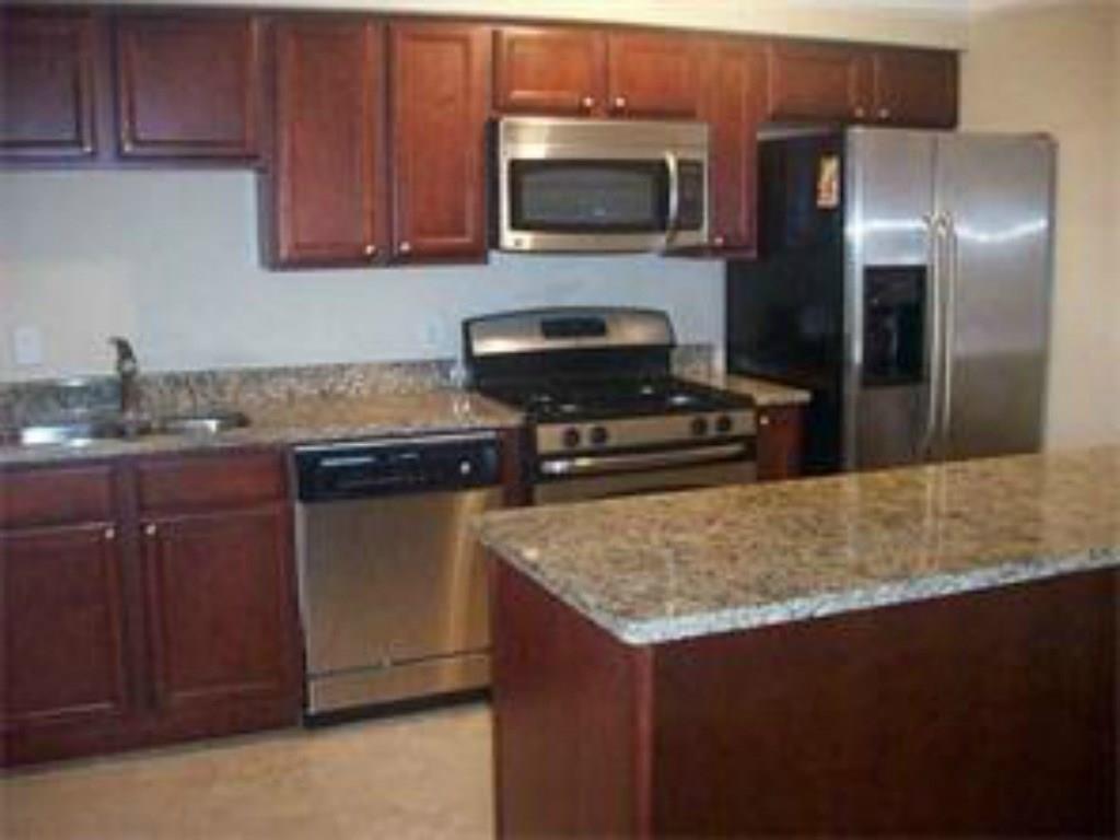 6980 Roswell Rd. #I-2, Sandy Springs, GA 30328