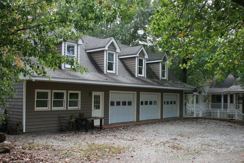 9020 Sunbury Pl., Cumming, GA 30041