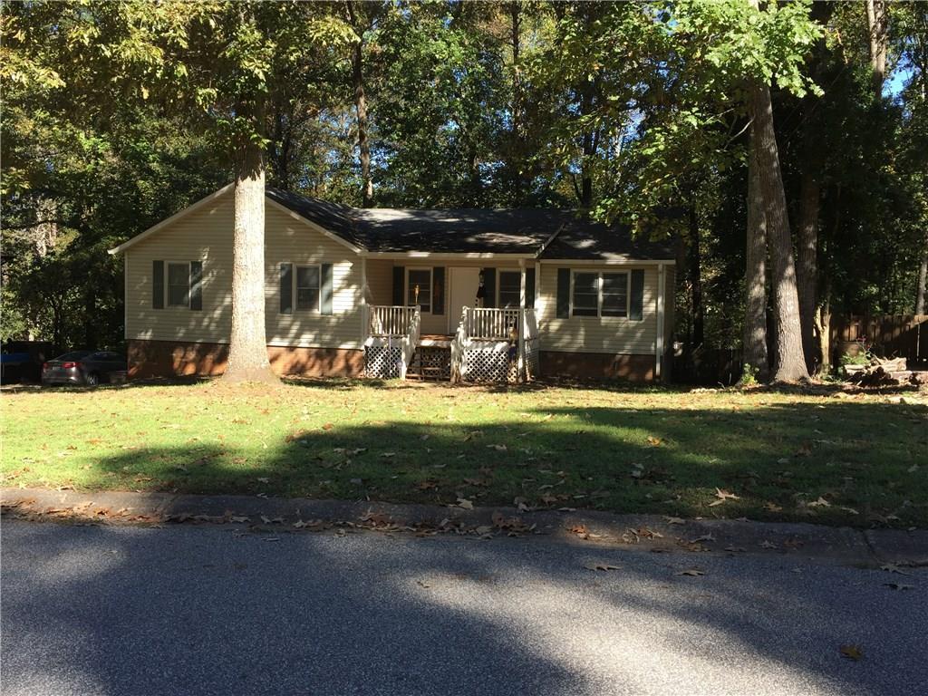 1882 Daffodil Dr., Acworth, GA 30102