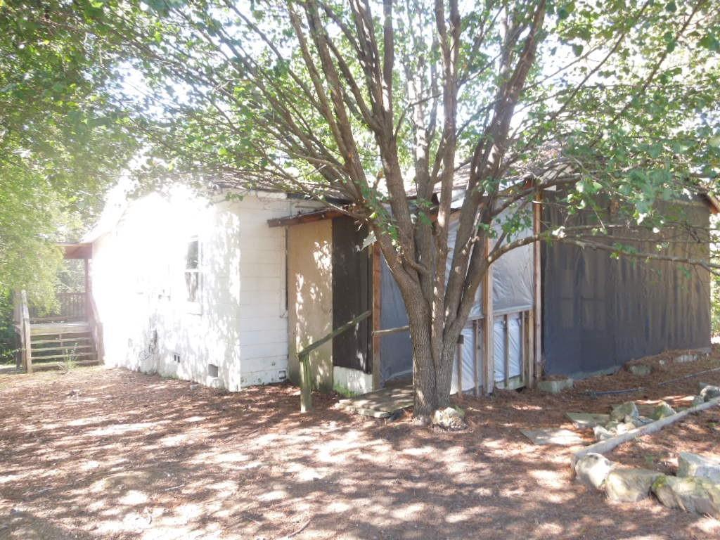 45 Jackson Dr., Cartersville, GA 30121