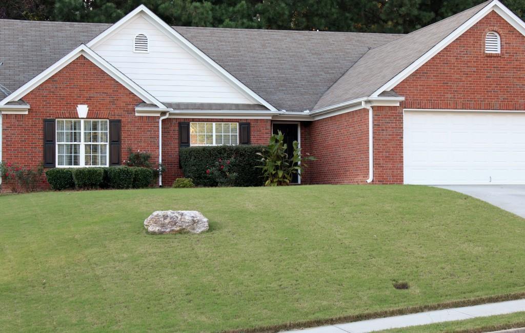 722 Towering Pine Tr., Lawrenceville, GA 30045