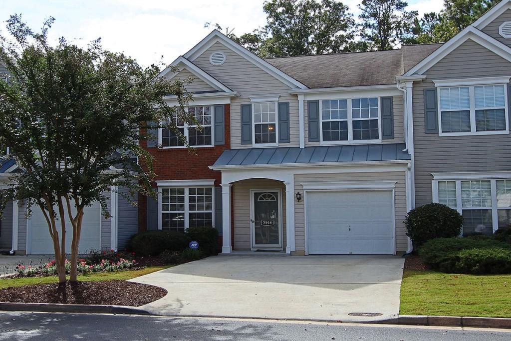 2808 Ashleigh Ln., Alpharetta, GA 30004