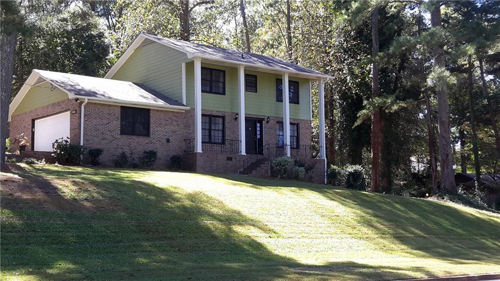 7305 Deerwood Dr., Riverdale, GA 30296