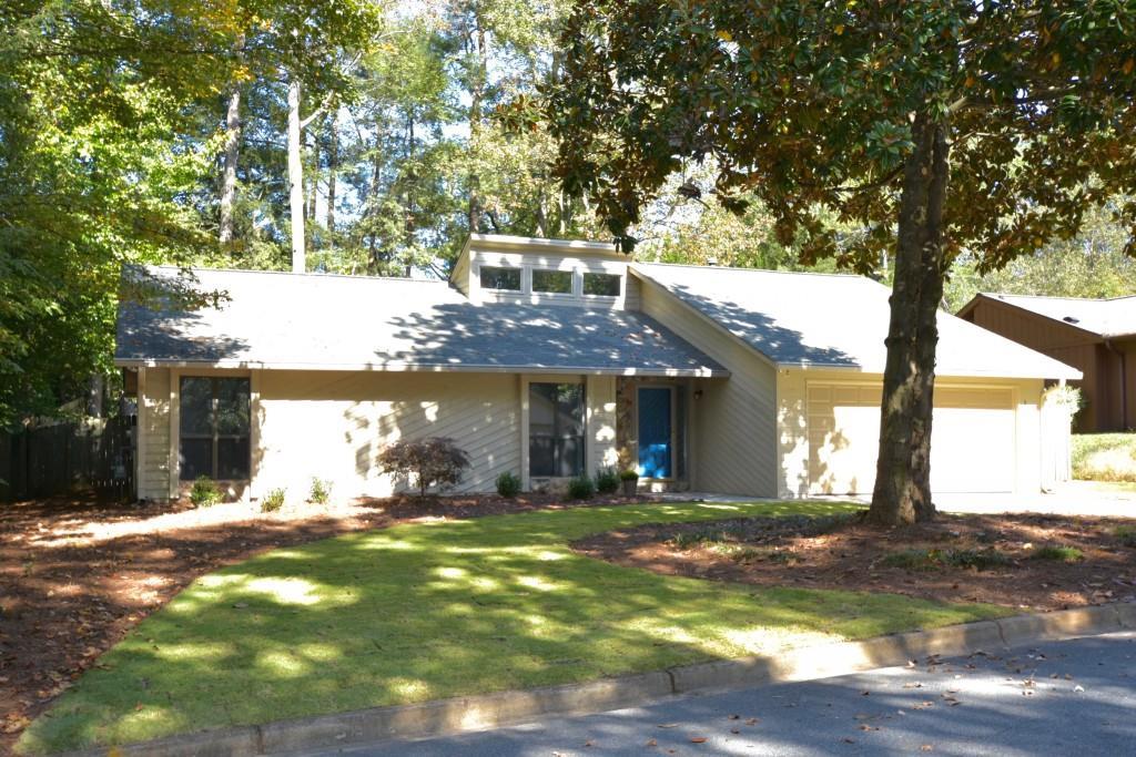 125 Softwood Cir., Roswell, GA 30076