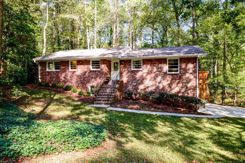 1456 Iroquois Path, Brookhaven, GA 30319
