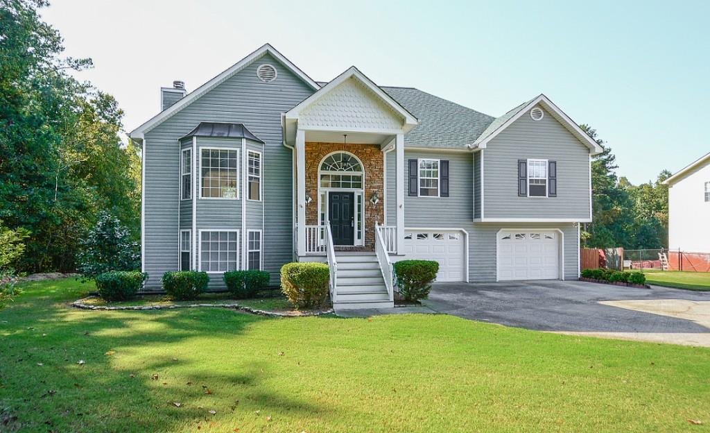 5473 Twin Oak Dr., Douglasville, GA 30135