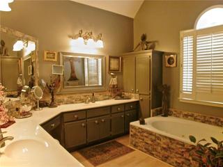 2650 Grassview Dr., Alpharetta, GA 30004