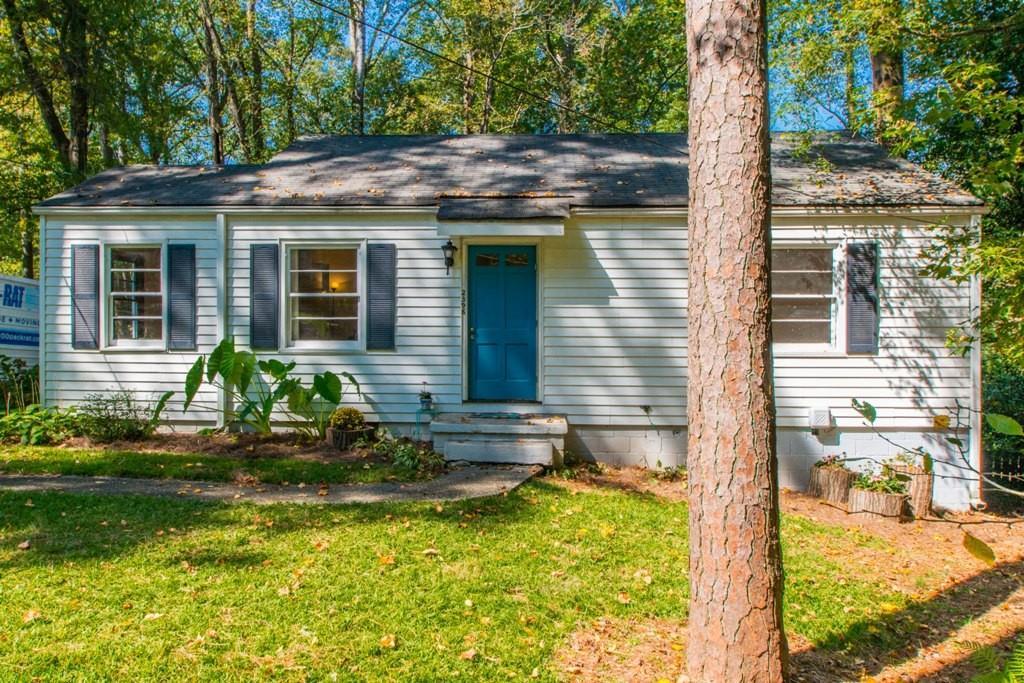 2396 Desmond Dr., Decatur, GA 30033