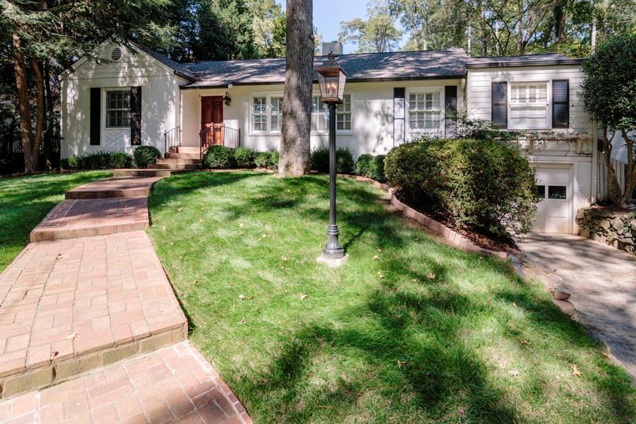 395 Whitmore Dr., Atlanta, GA 30305