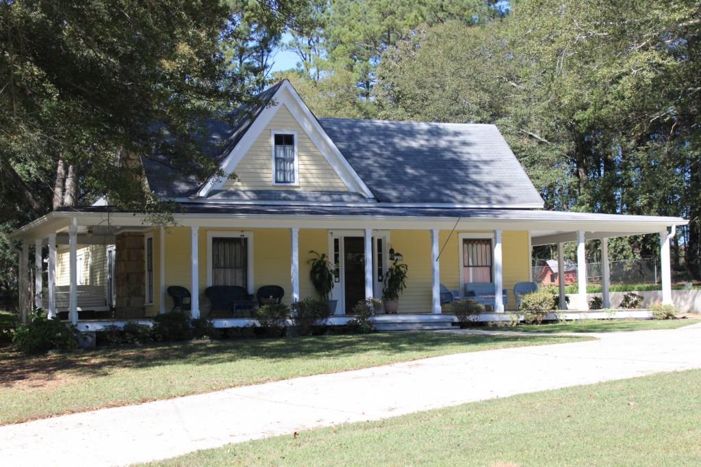 165 New St., Hoschton, GA 30548