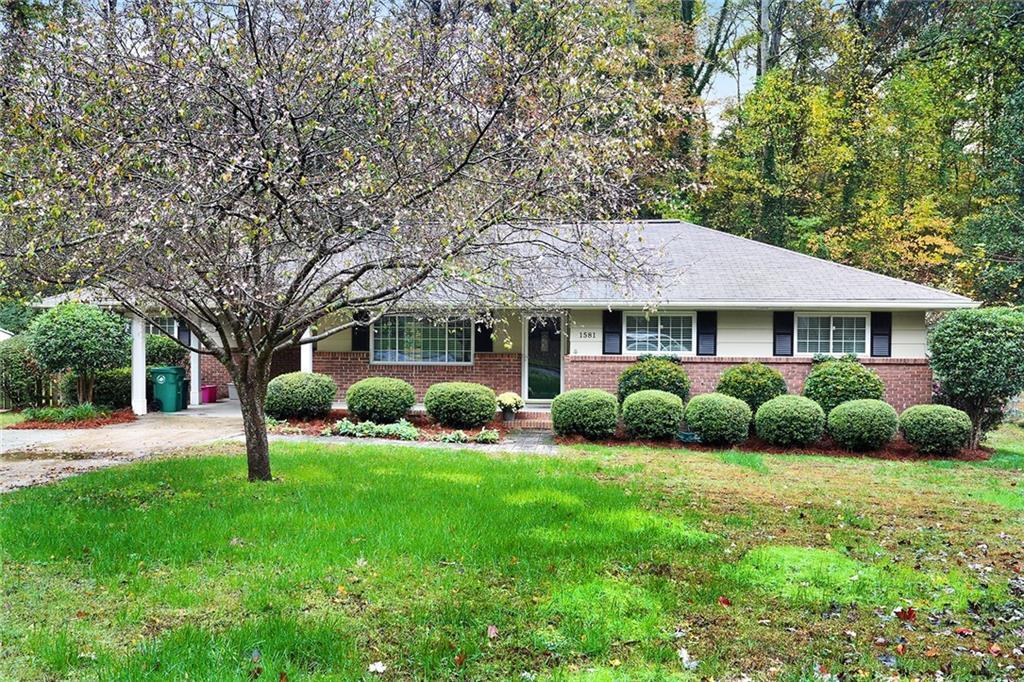 1581 Moncrief Cir., Decatur, GA 30033