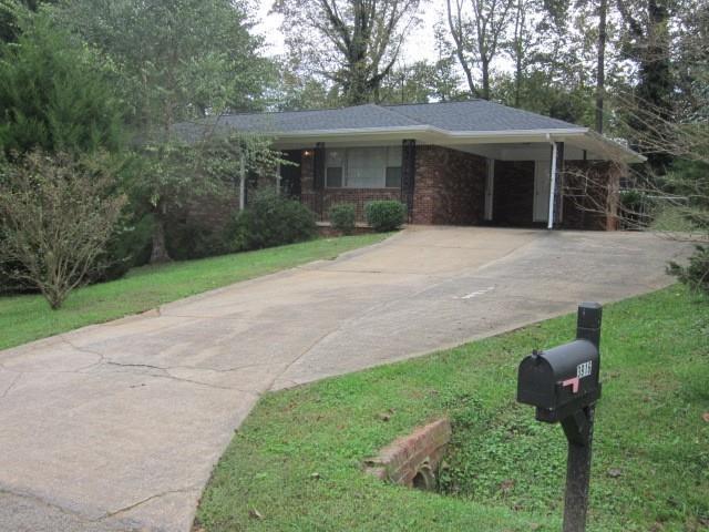 3916 Gail Dr., Oakwood, GA 30566