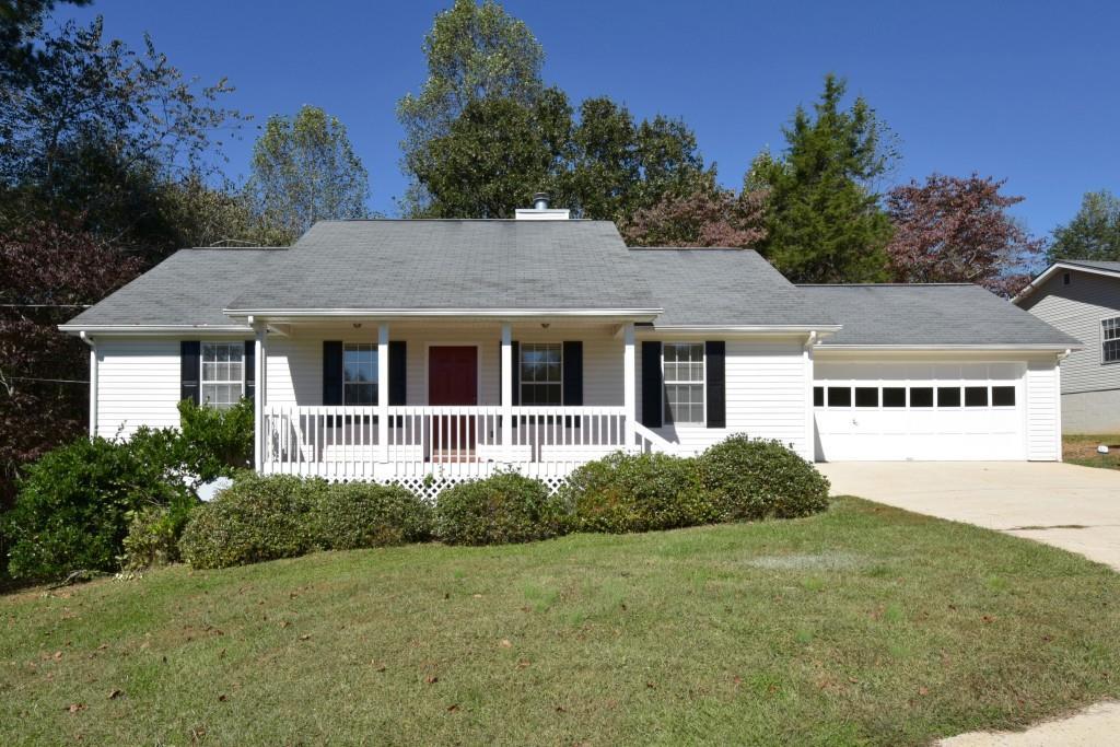 65 Rainey Dr., Dawsonville, GA 30534