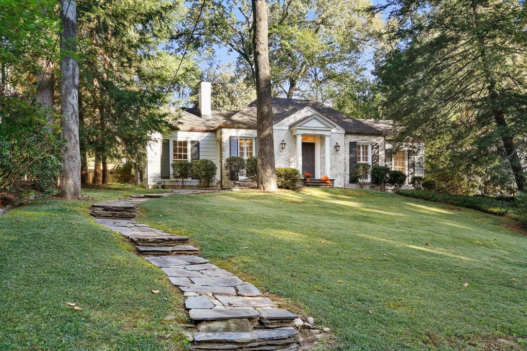531 Spring Valley Rd., Atlanta, GA 30318