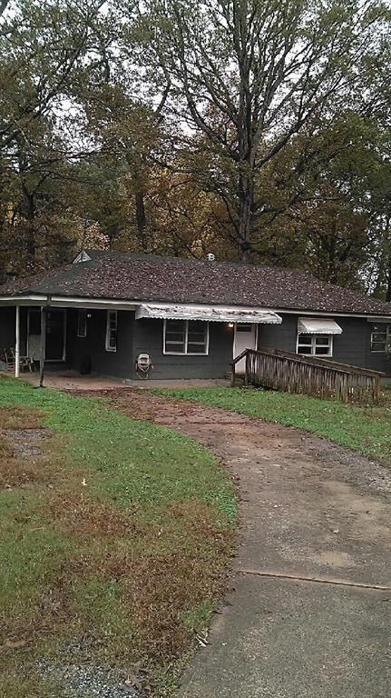 4015 E Johnson Cir., Chamblee, GA 30341